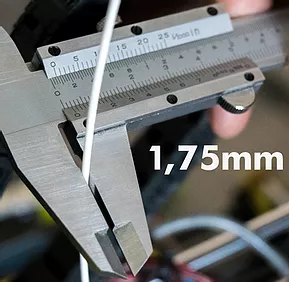 El grosor de los filamentos PLA de Print3x es de 1.75 mm printex printec print3c